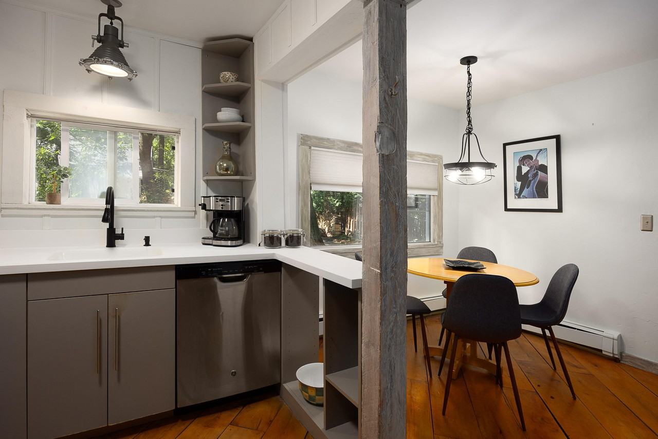 8 Pine Grove Street #1 - Photo 7 of 21