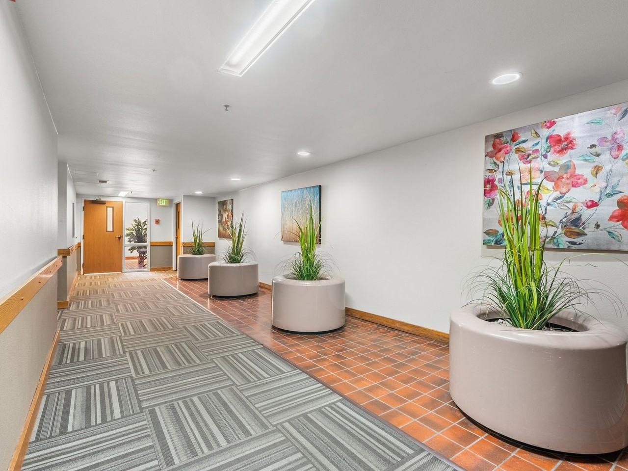 3095 Lakeside Drive #305 - Photo 6 of 32