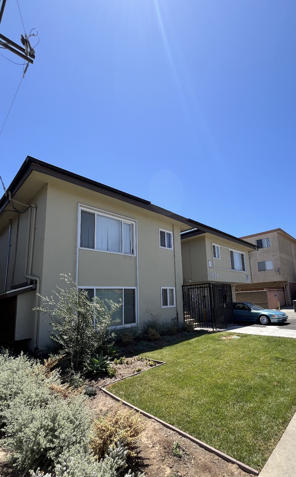 1034 Magnolia Ave - Photo 4 of 6