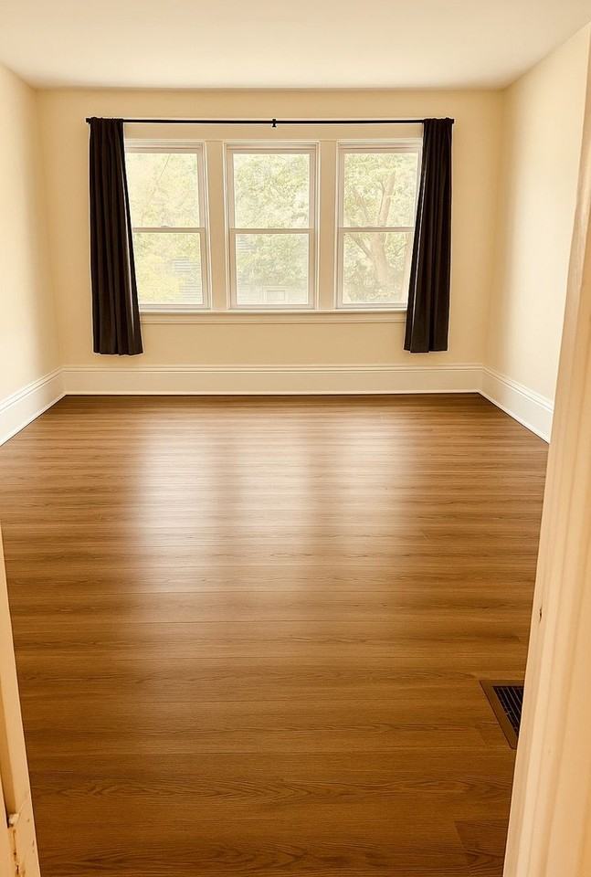 1723 West Carlisle Avenue - Photo 3 of 13