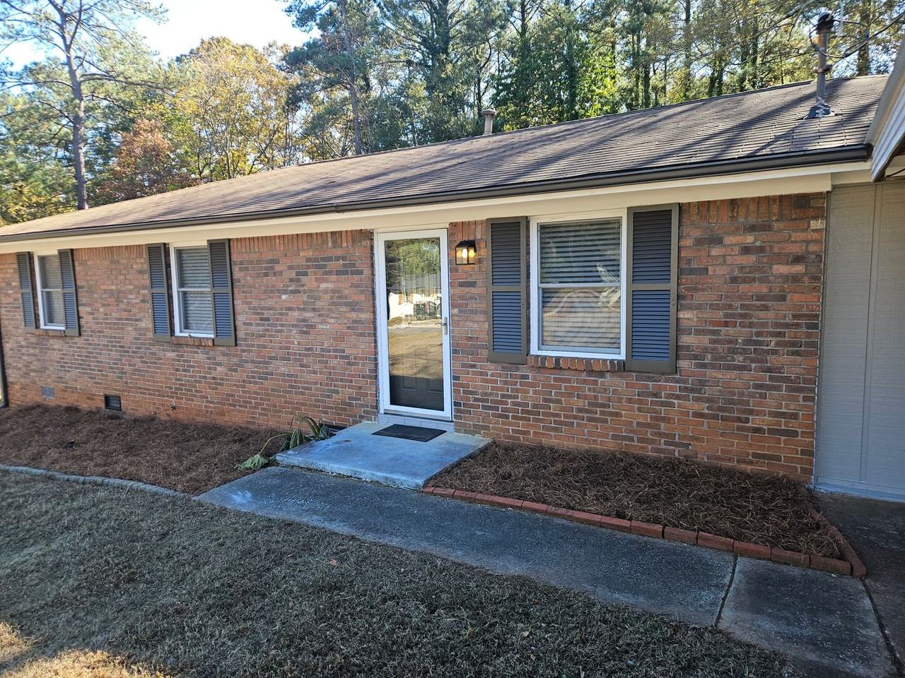 50 Overbrook Dr Se - Photo 2 of 14