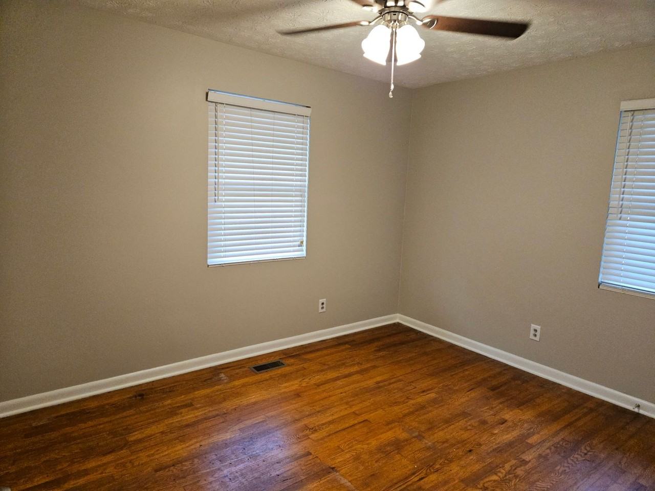 50 Overbrook Dr Se - Photo 4 of 14