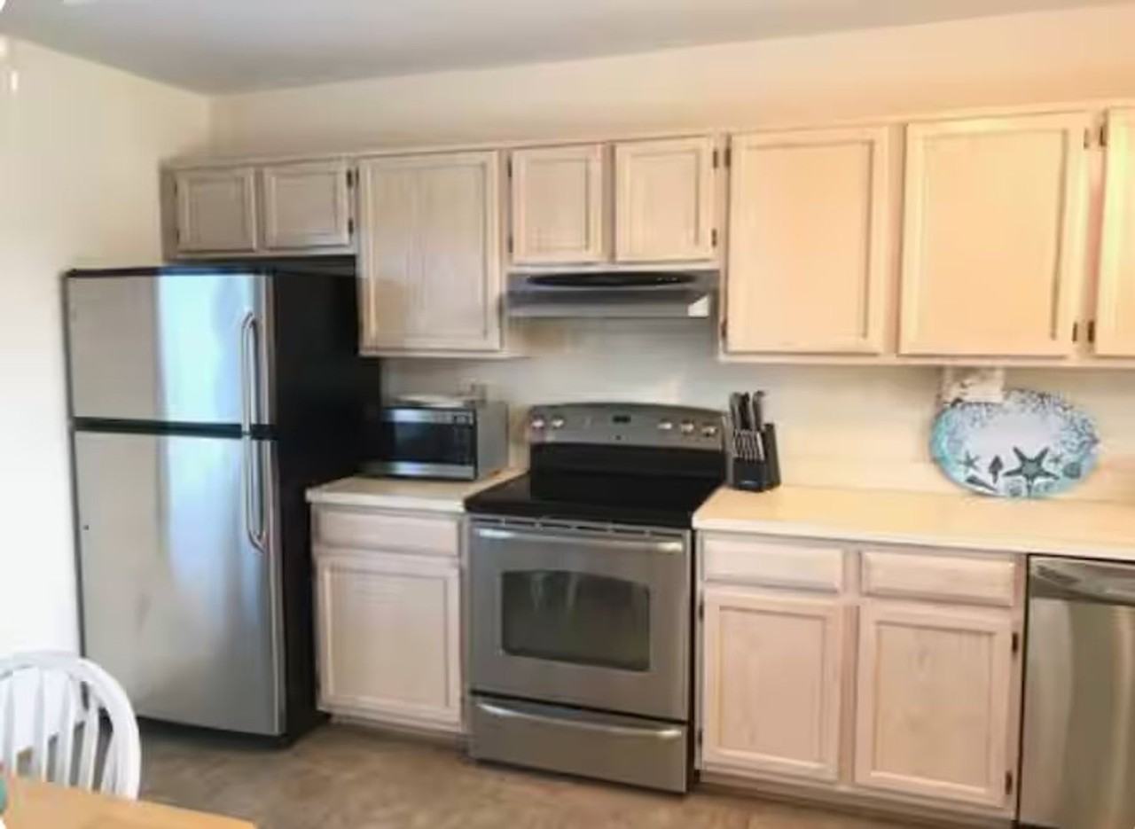 4216 W Breeze Way - Photo 7 of 32