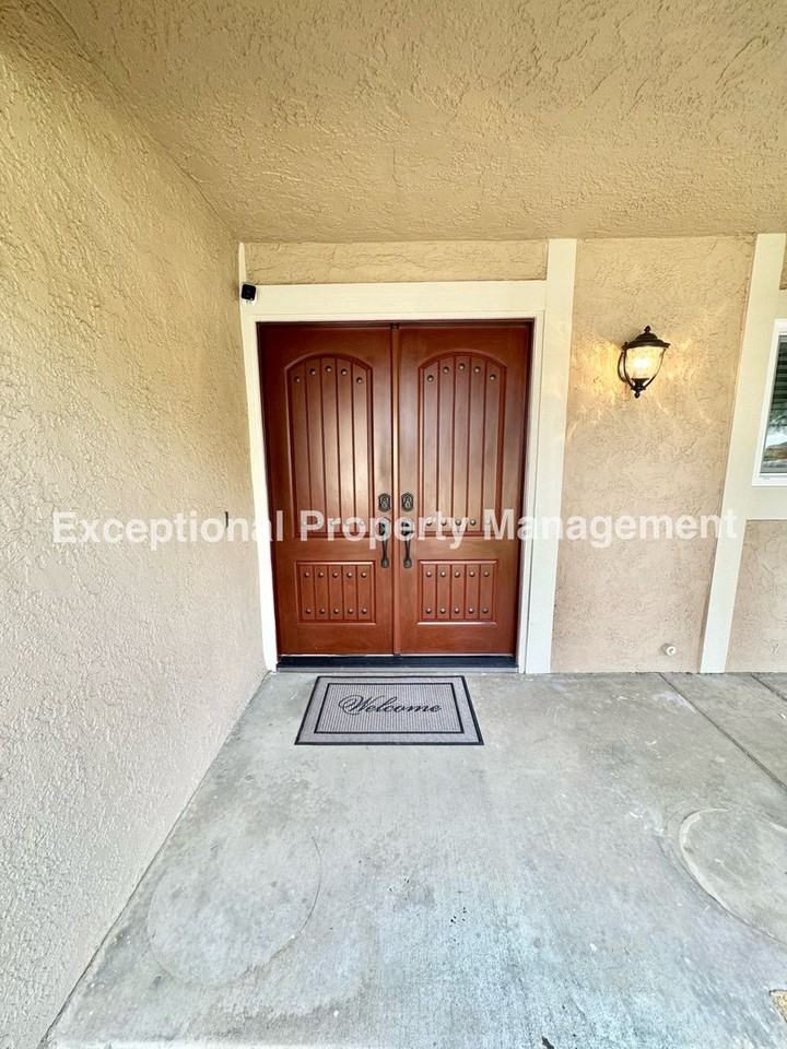 8461 Garden St - Photo 2 of 19