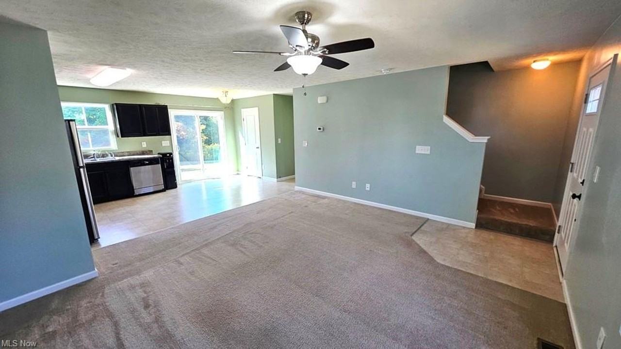 3320 Blossom Trl - Photo 5 of 23