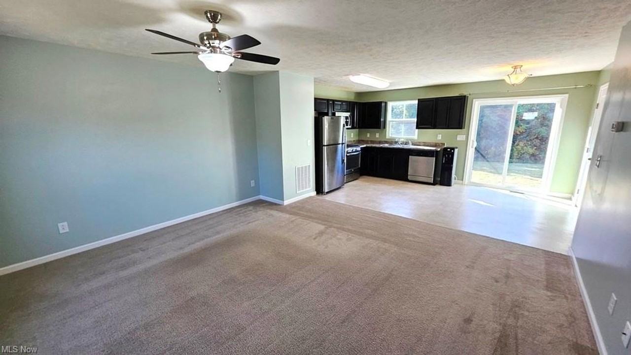 3320 Blossom Trl - Photo 6 of 23