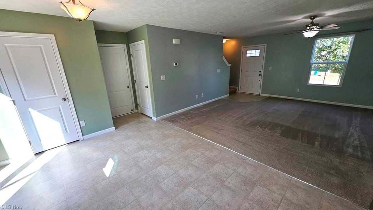 3320 Blossom Trl - Photo 7 of 23