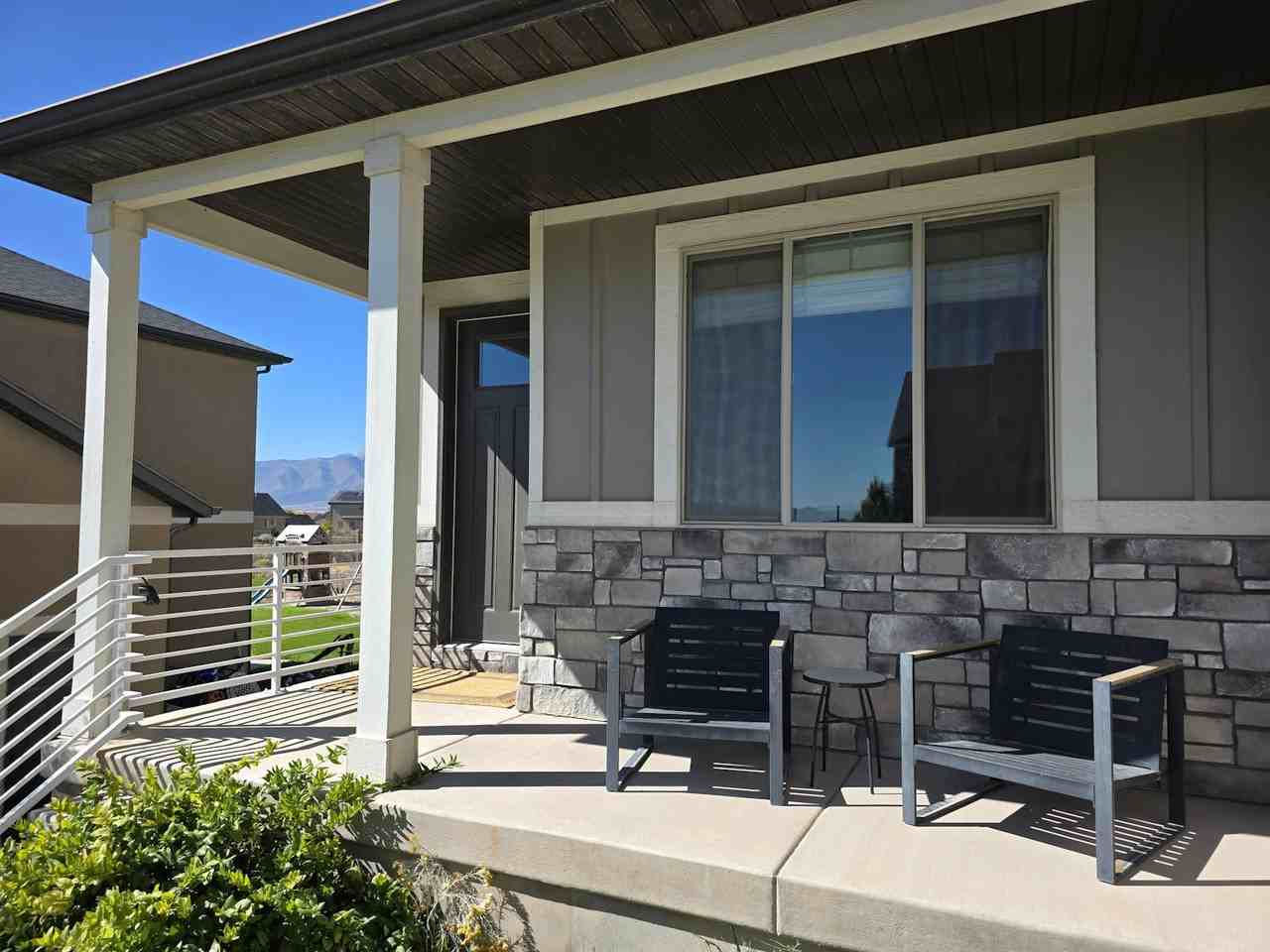 9051 North Clubhouse Lane - Photo 2 of 33