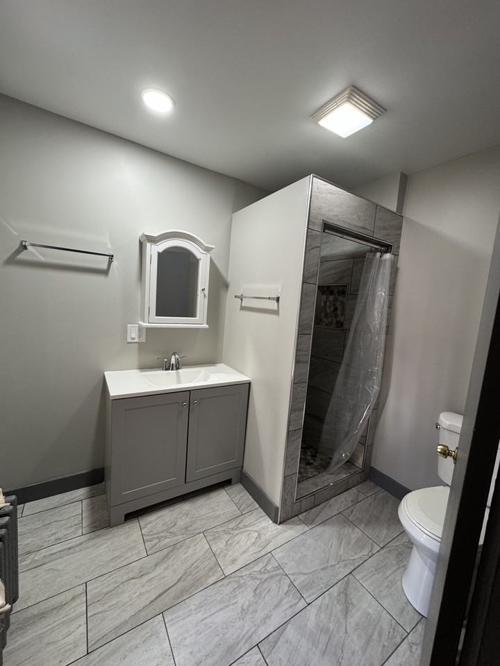 32 Dix St #I - Photo 5 of 8