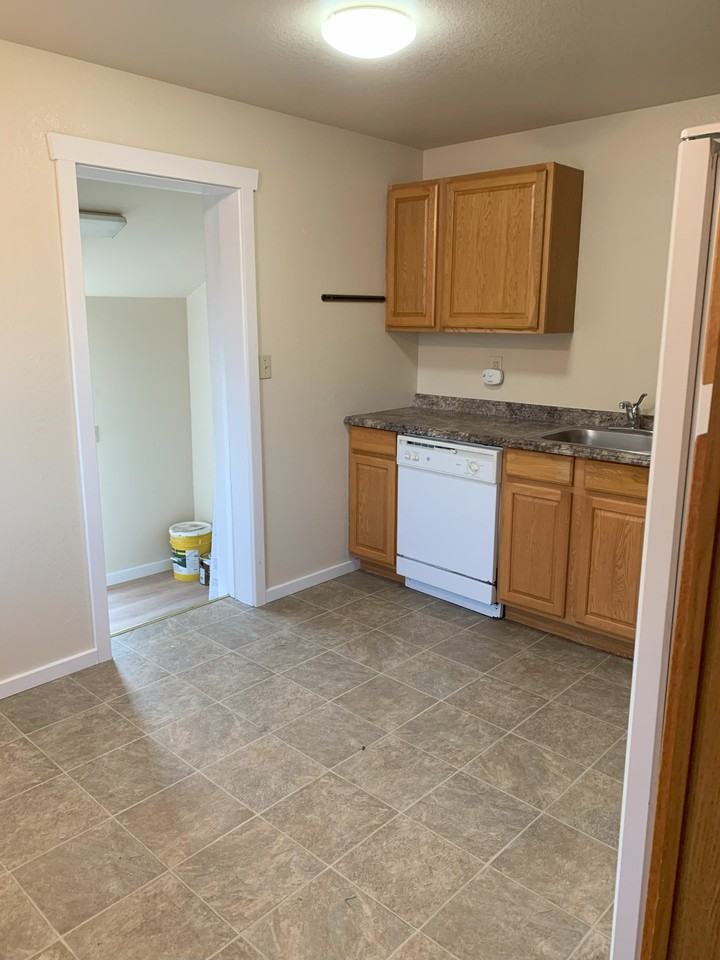 2735 Hefner Avenue #NA - Photo 6 of 13