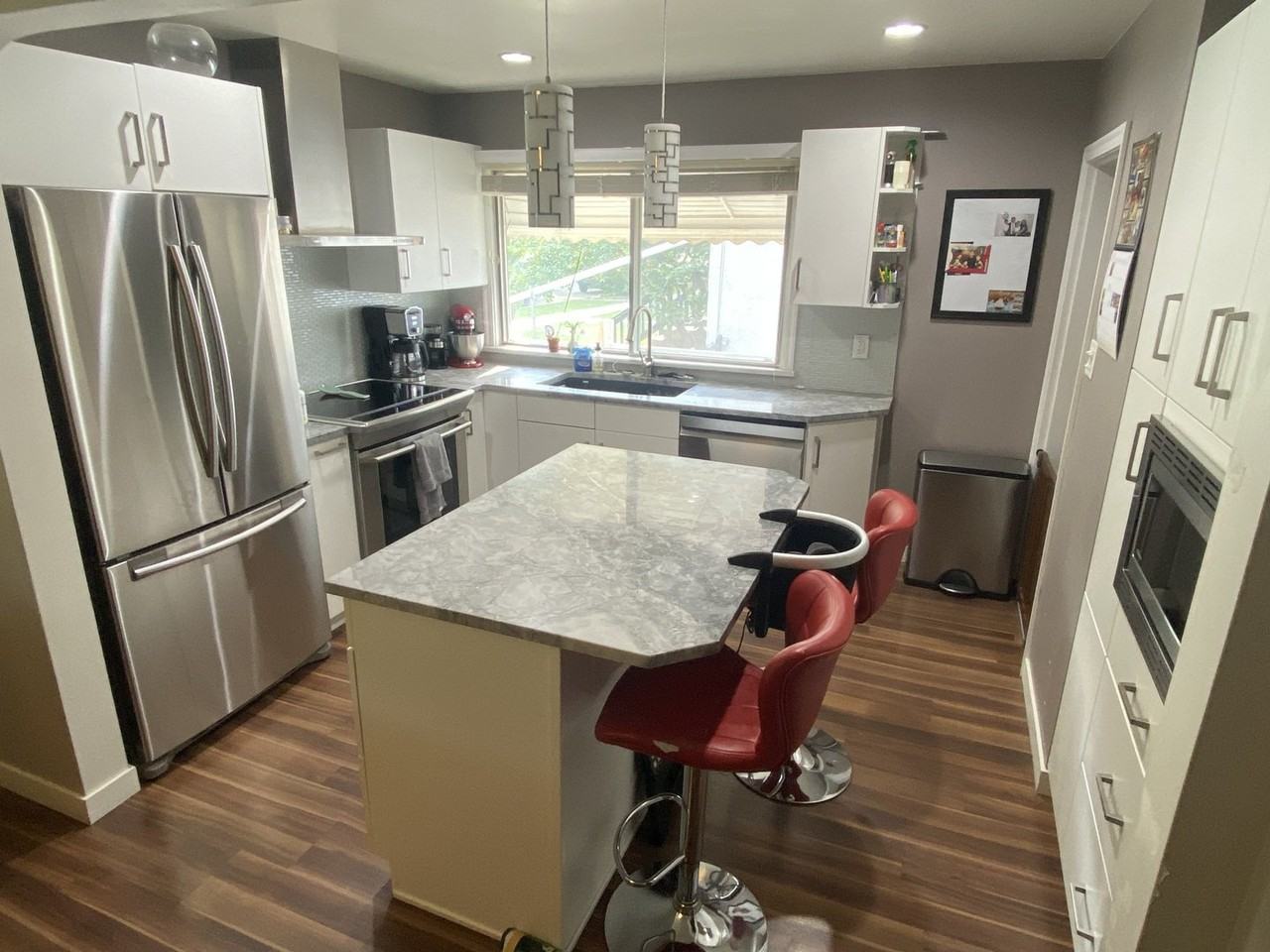 10834 64 Avenue NW - Photo 3 of 17