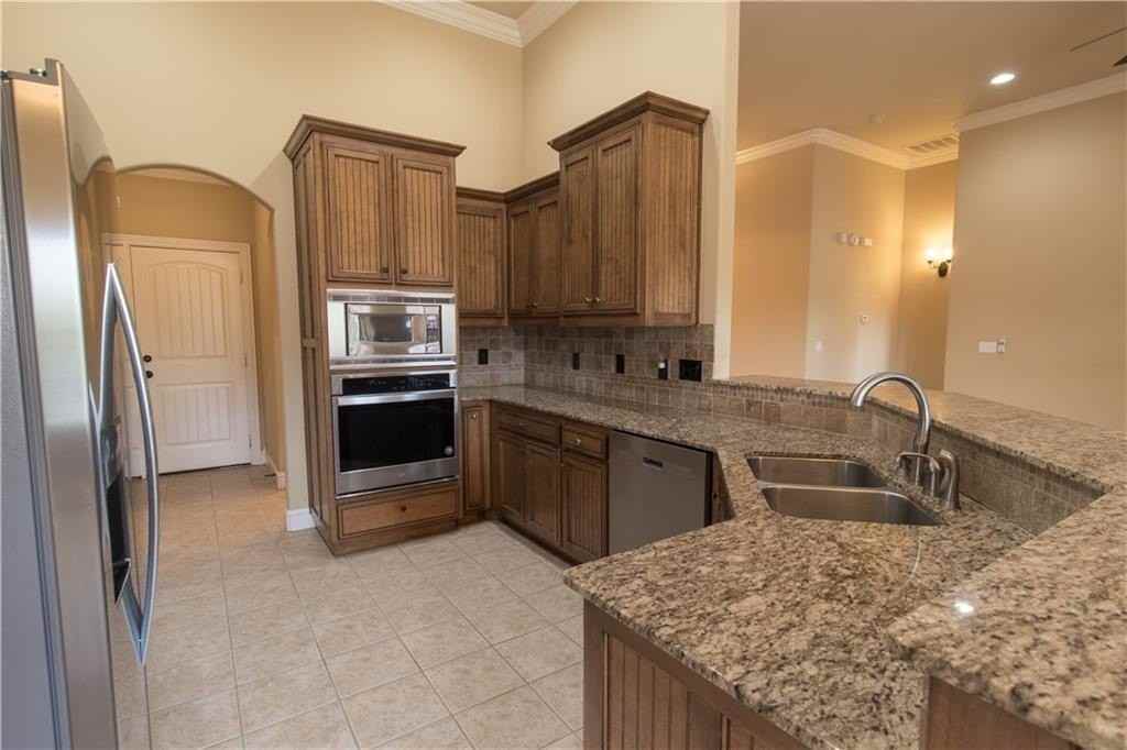 6503 S 34th St - Photo 5 of 24