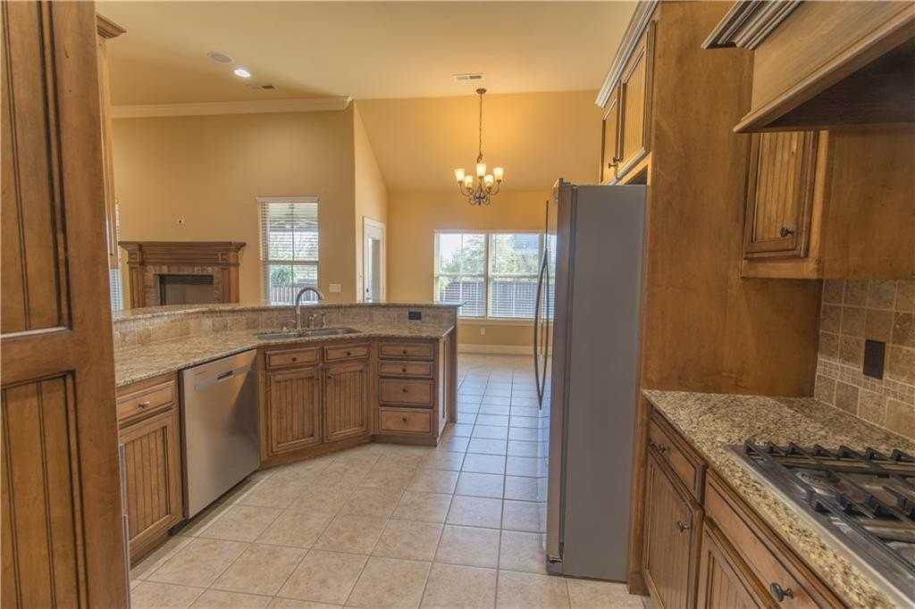 6503 S 34th St - Photo 6 of 24