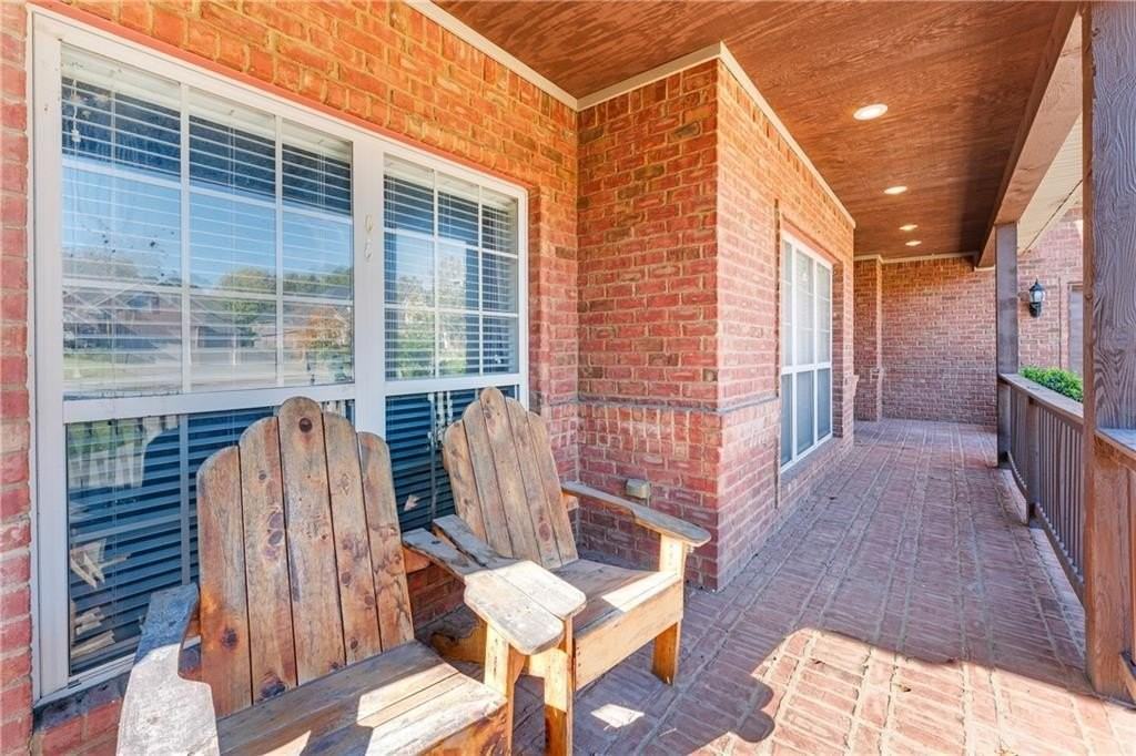 2265 N Covington Park Blvd - Photo 4 of 28