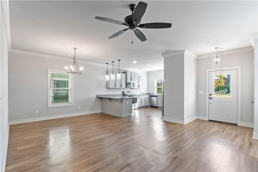 913 Ne Heights Ln - Photo 7 of 33