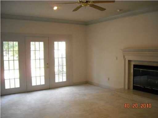 102 Hands Cove Ln - Photo 2 of 13