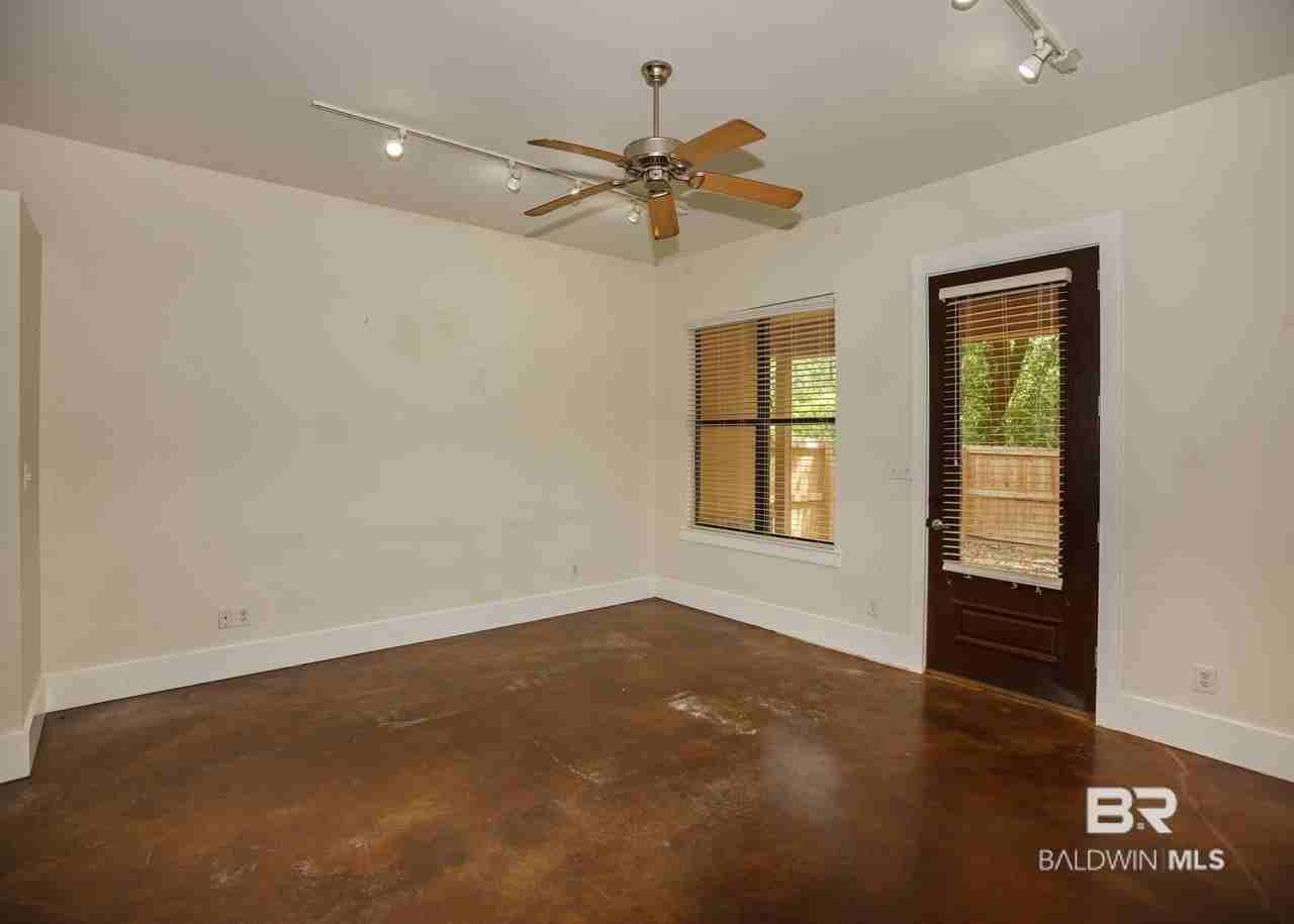 109 Cody Ln #109 - Photo 6 of 34