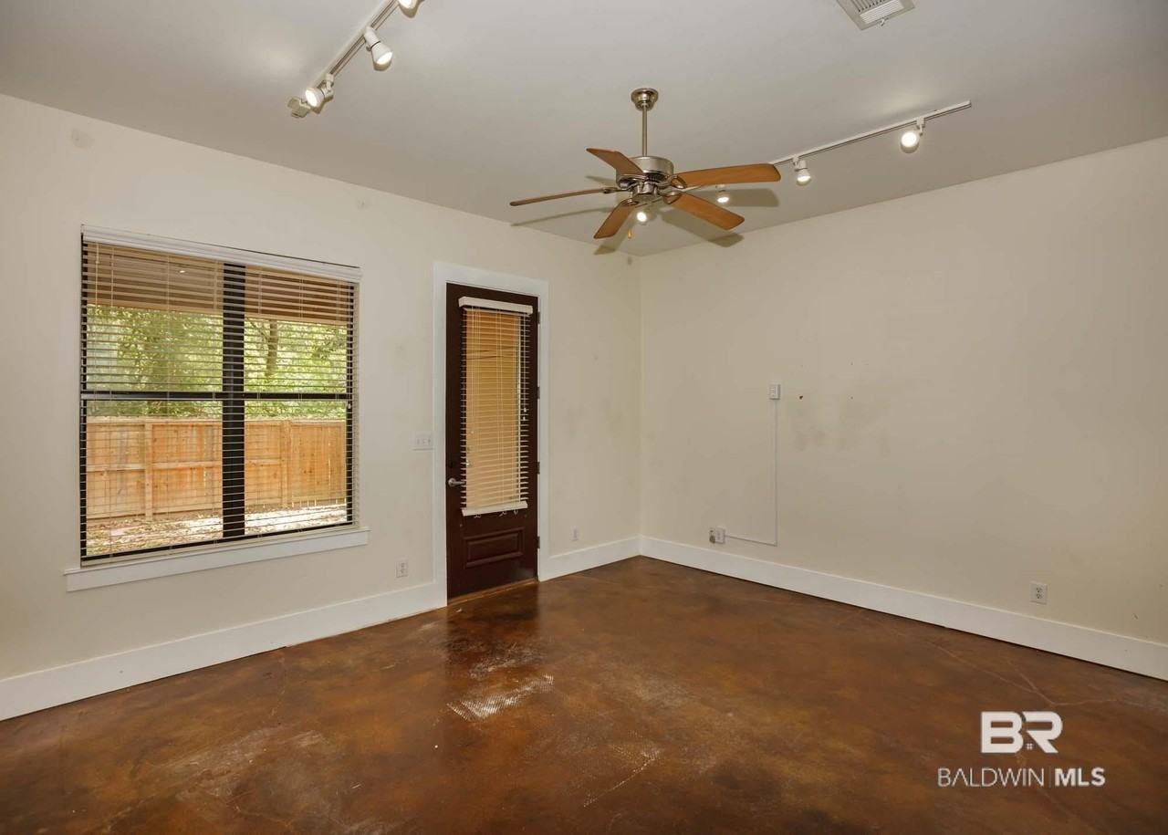 109 Cody Ln #109 - Photo 7 of 34