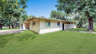 401 Glade St - Photo 1 of 1