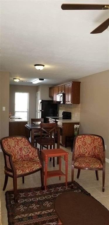 903 Balcones Dr #3B - Photo 5 of 9