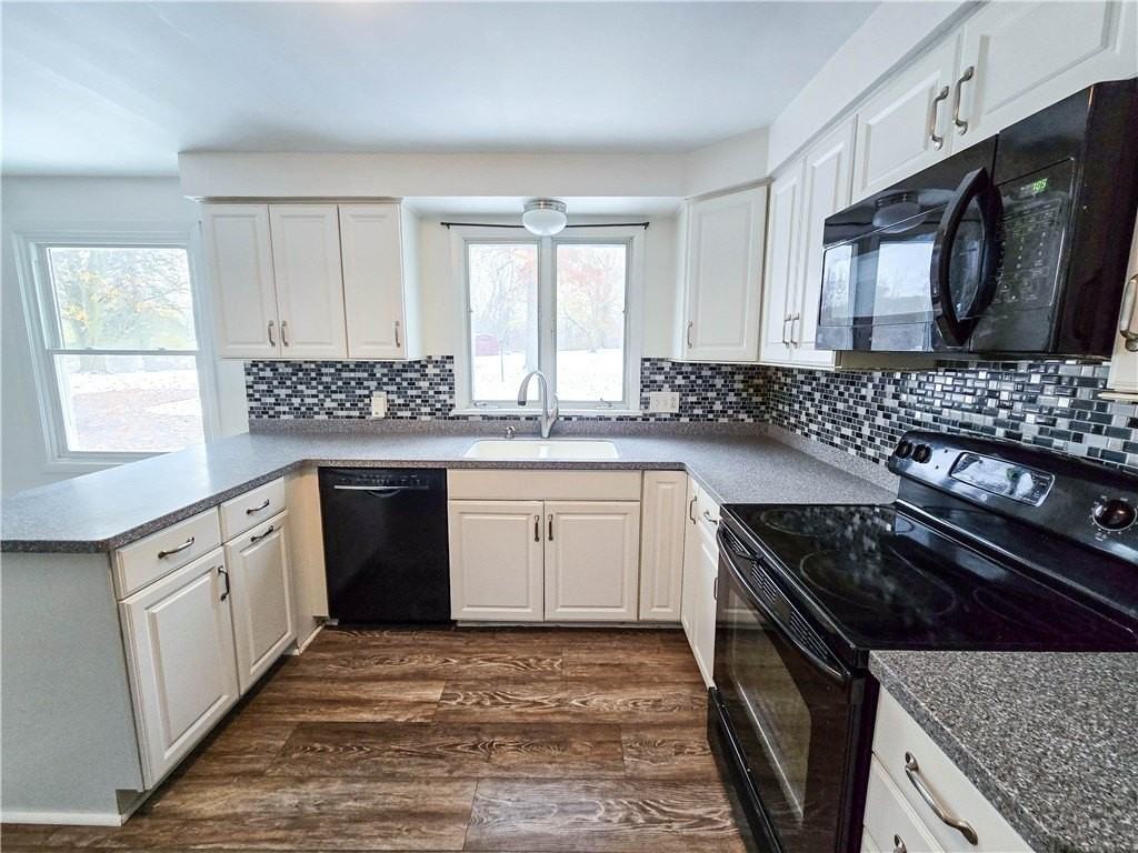 512 Bromley Rd - Photo 5 of 14