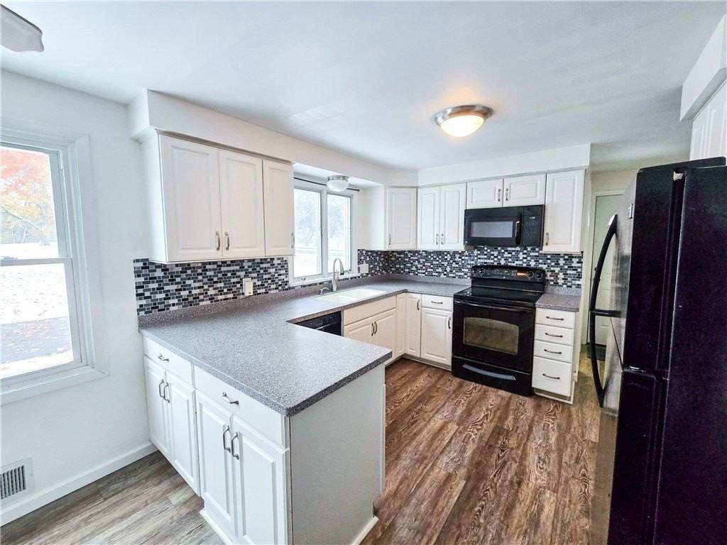 512 Bromley Rd - Photo 6 of 14