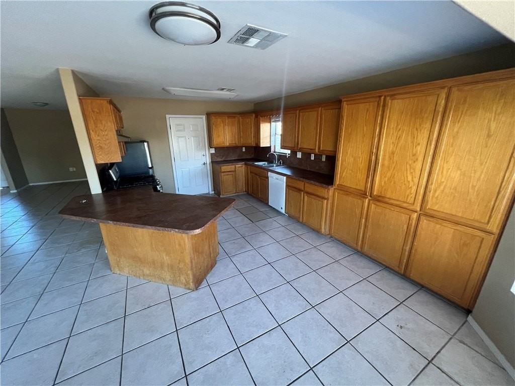 3201 Catcay Dr - Photo 3 of 15