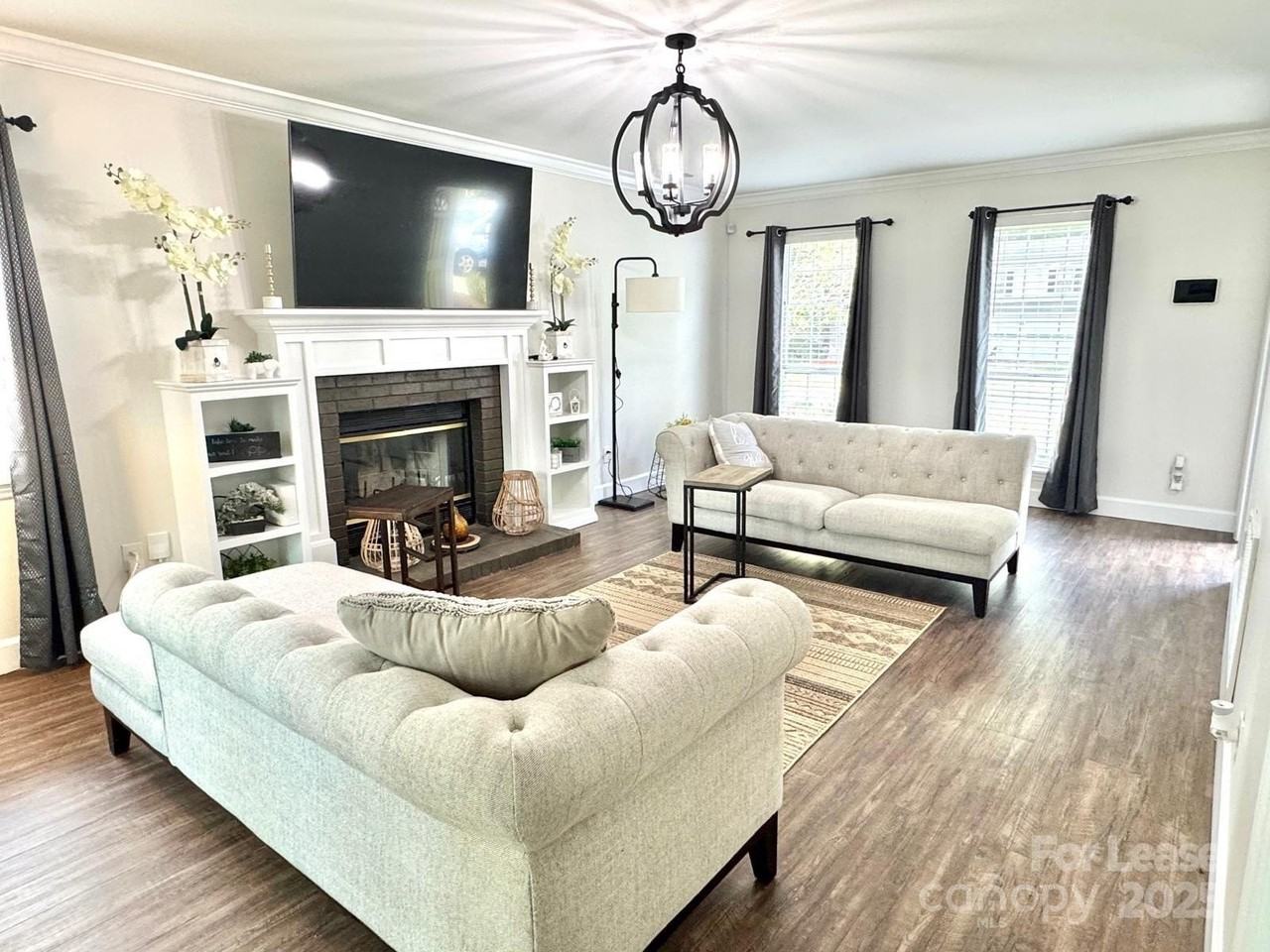 9507 Guernsey Court - Photo 2 of 22