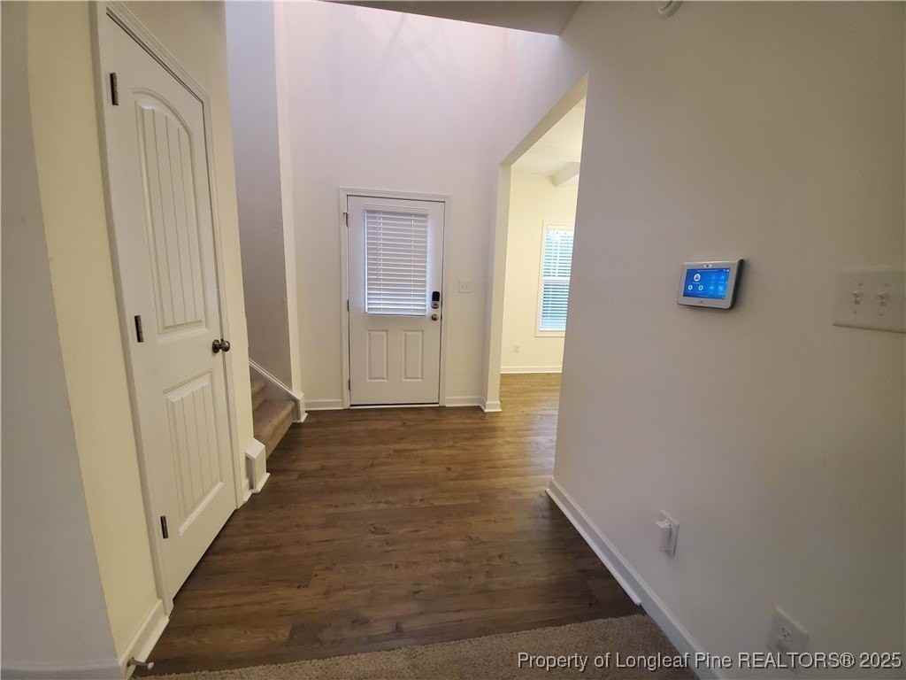 1717 Cherry Point Dr - Photo 2 of 31