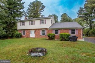 415 New Rd - Photo 1 of 1