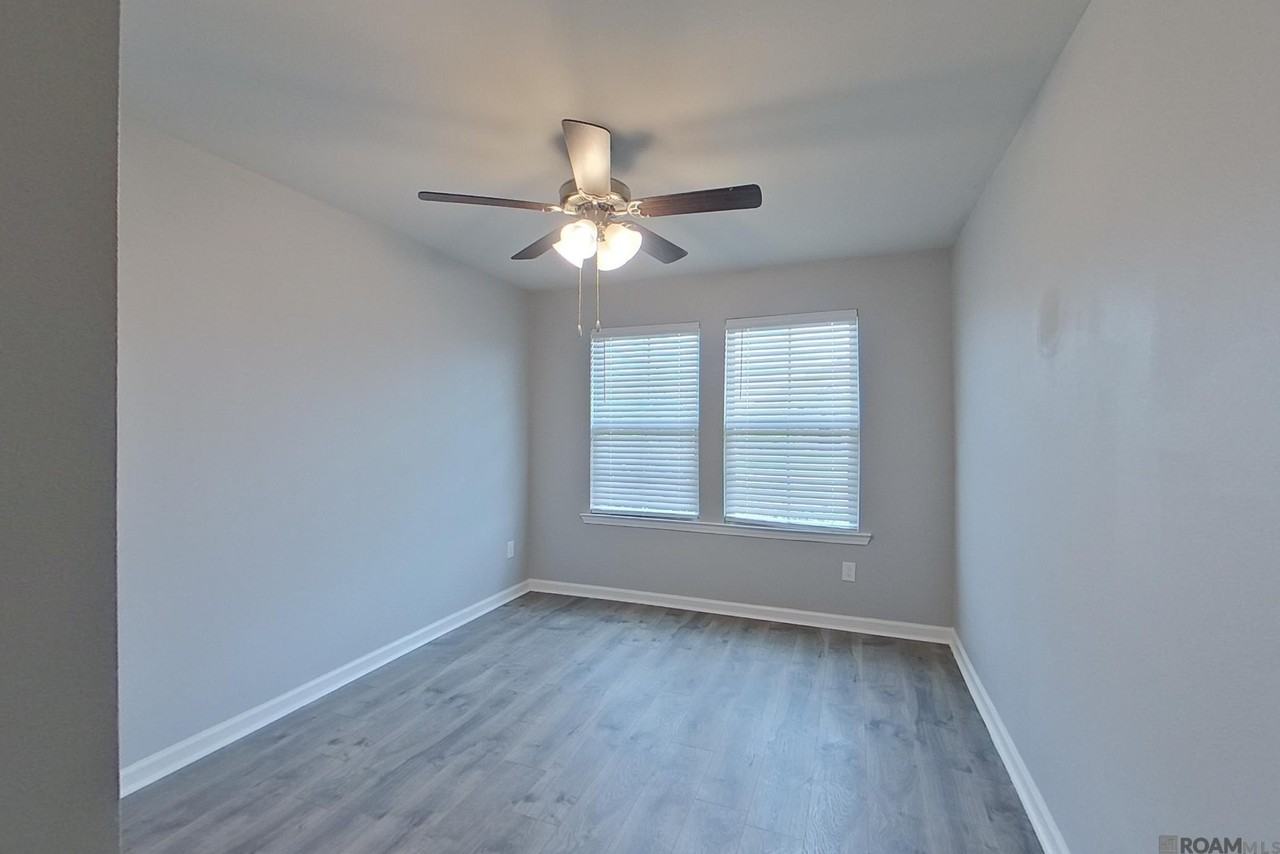 108 Yardley Ct - Photo 6 of 18