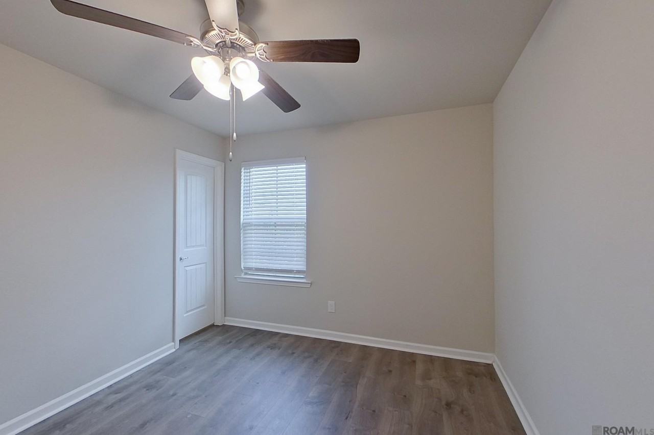 206 Yardley Court - Photo 6 of 17