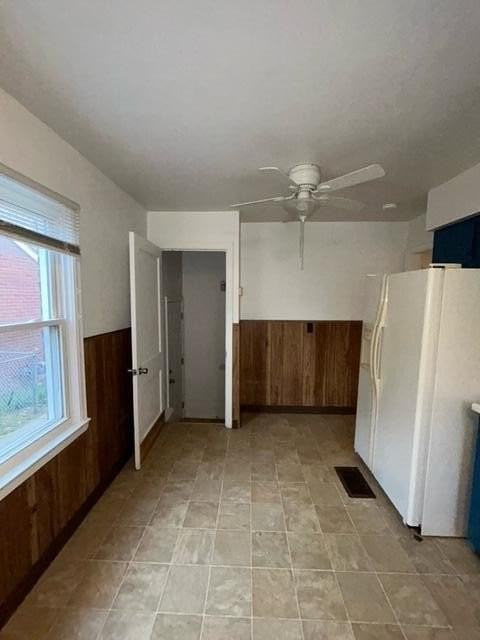 19501 Woodingham Dr - Photo 7 of 15