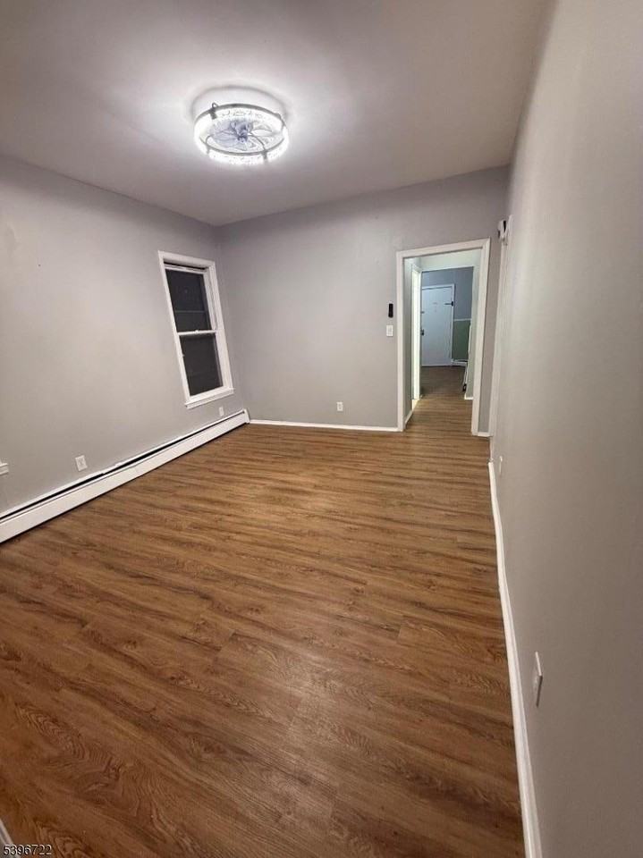 27 Kling St ## 29 - Photo 4 of 12