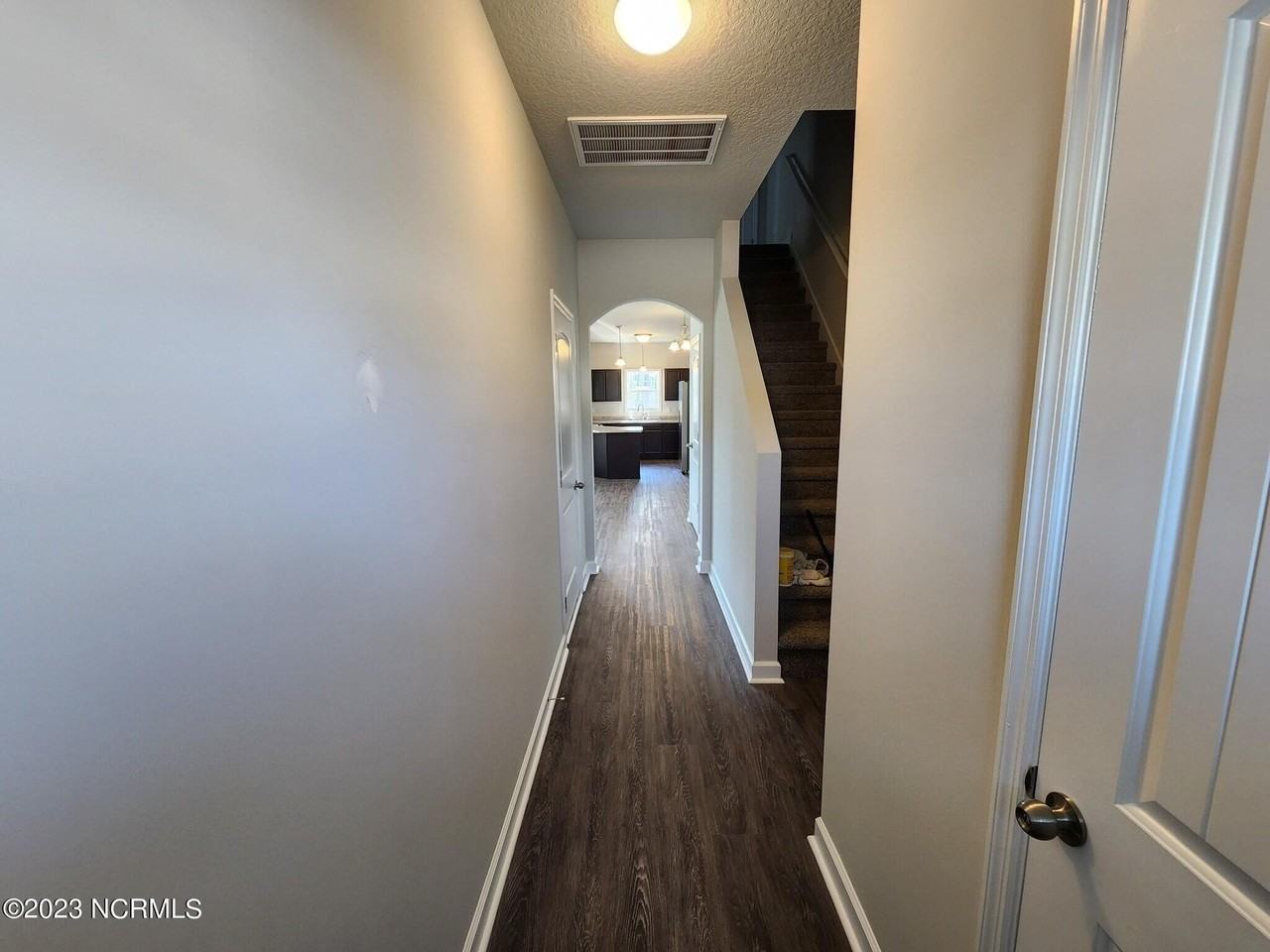 205 Shallowbag Bay Ln - Photo 3 of 30