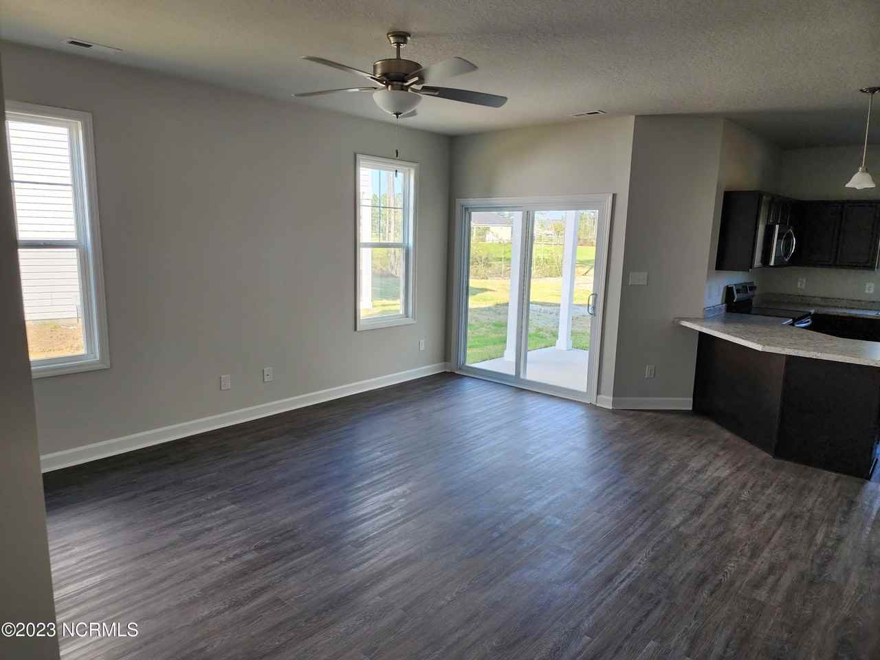 205 Shallowbag Bay Ln - Photo 4 of 30