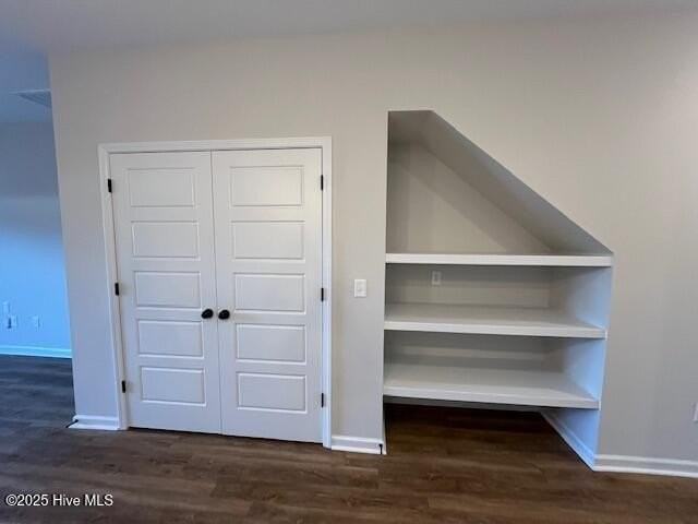 8292 Paramount Pt - Photo 6 of 21