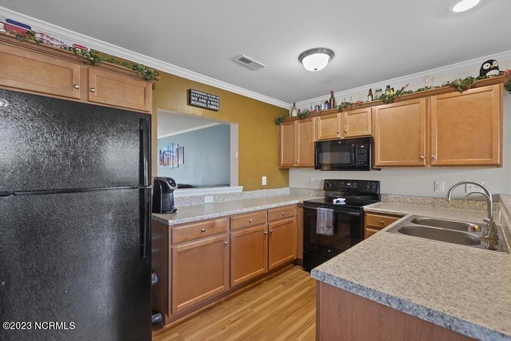 221 Boyington Place Rd - Photo 7 of 26