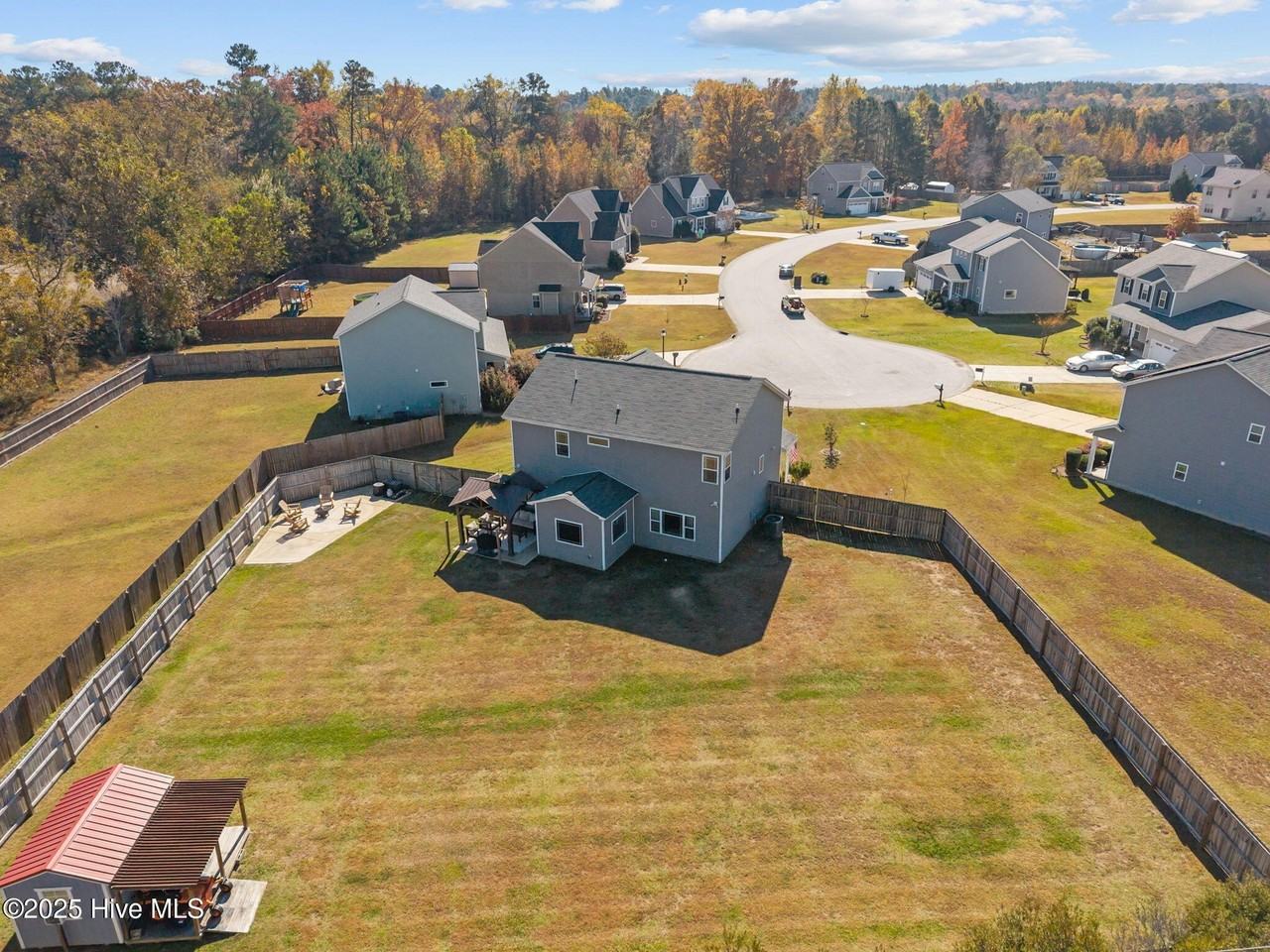 11 Rainmaker St - Photo 7 of 49