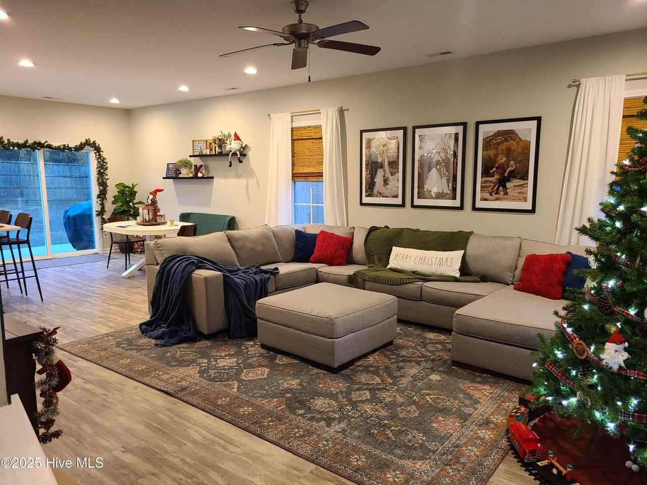 356 Zonnie Ln - Photo 2 of 18