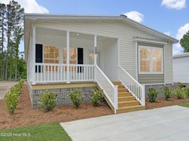 featured image of 1009 Pine Ridge Court lot: 2