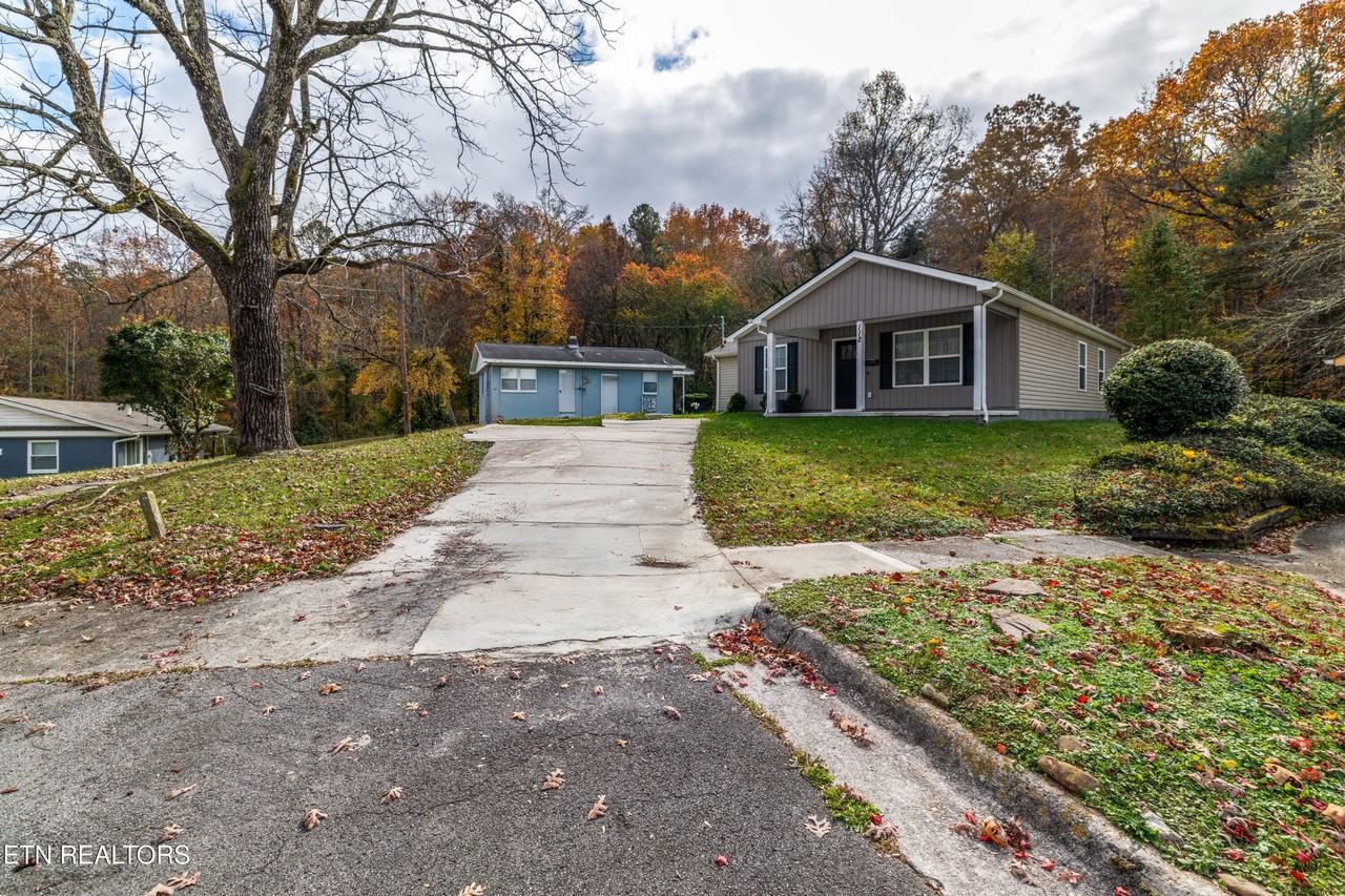 112 Bennett Lane - Photo 3 of 24