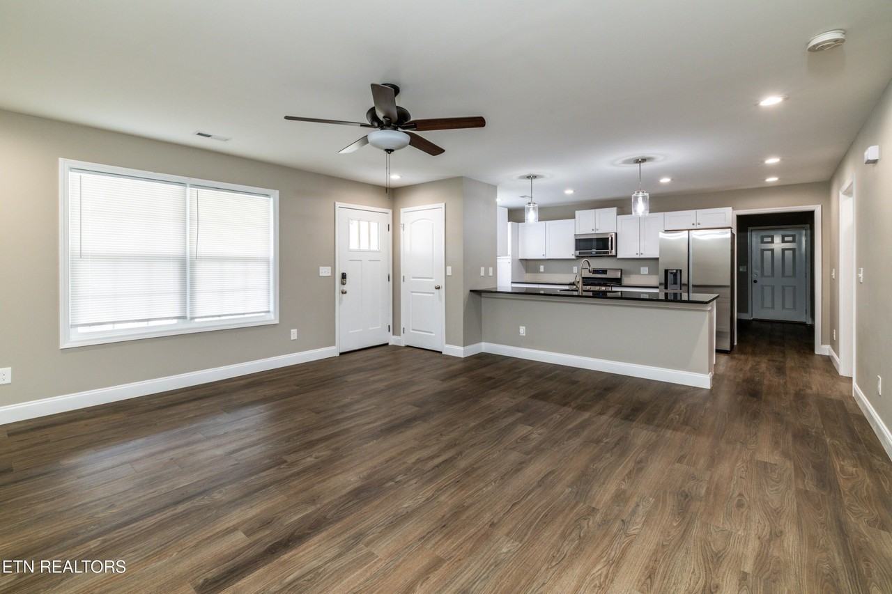 112 Bennett Lane - Photo 7 of 24