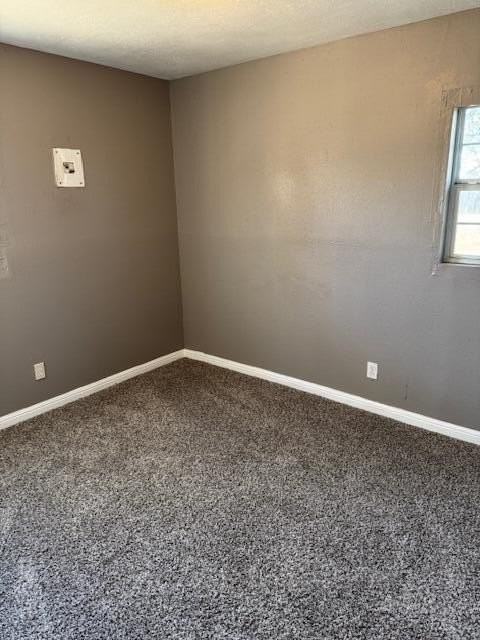 2710 E 3rd St - Photo 5 of 9