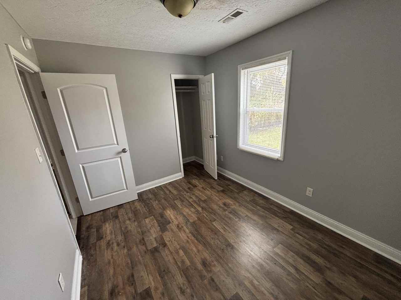 721 Jackson St - Photo 5 of 8