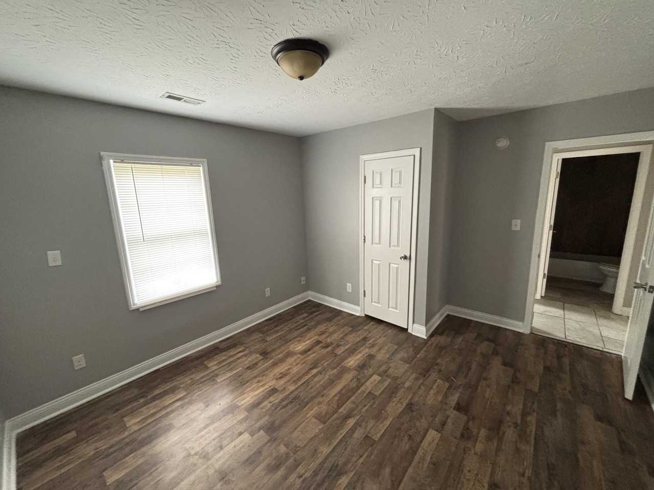 721 Jackson St - Photo 6 of 8