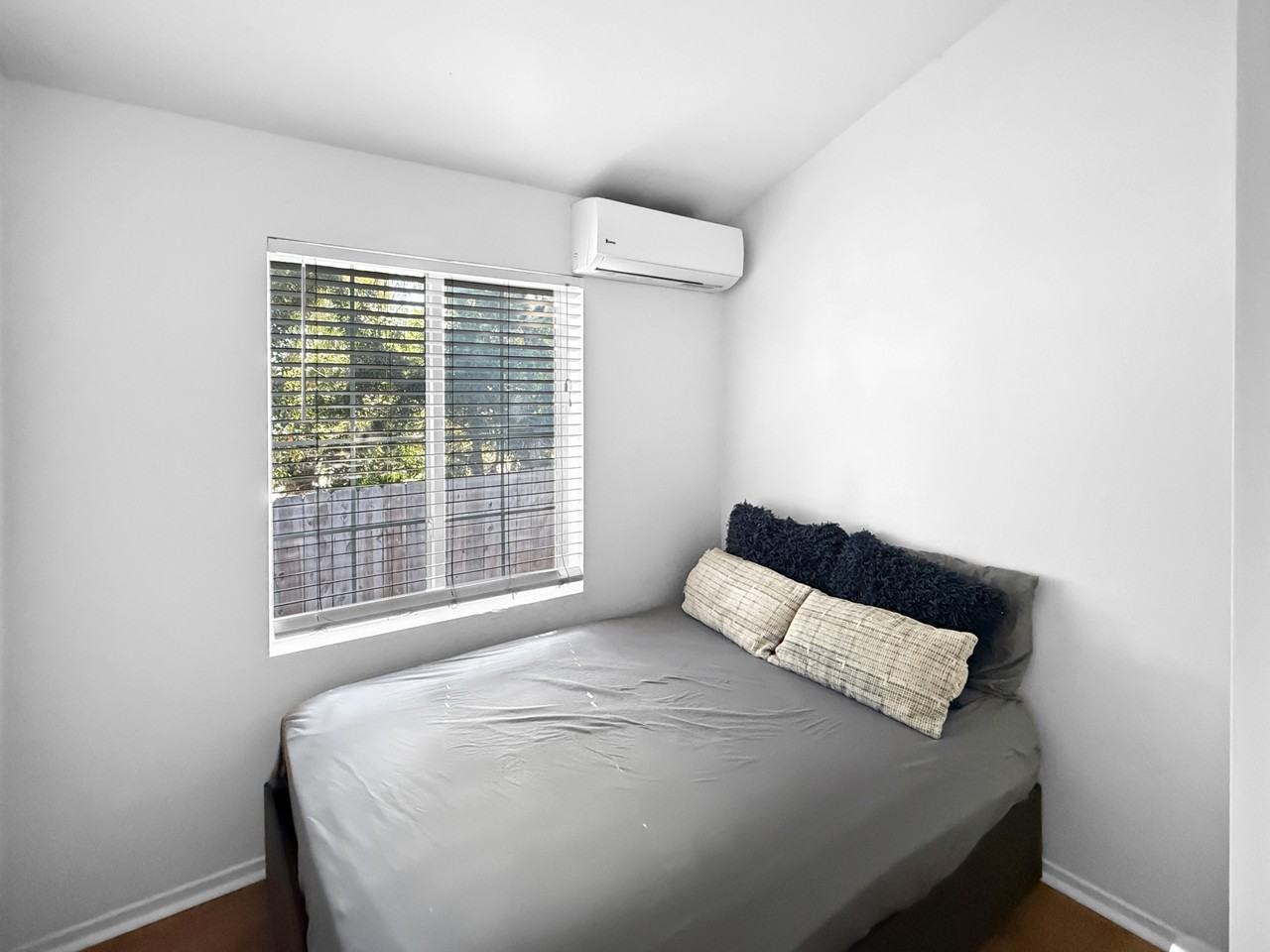 1019 33rd Street - Photo 6 of 10