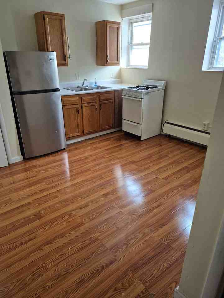 13-15 South Washington Street - Photo 2 of 12