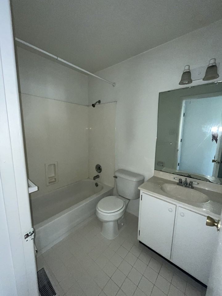 Brentshire Walk - Photo 7 of 40