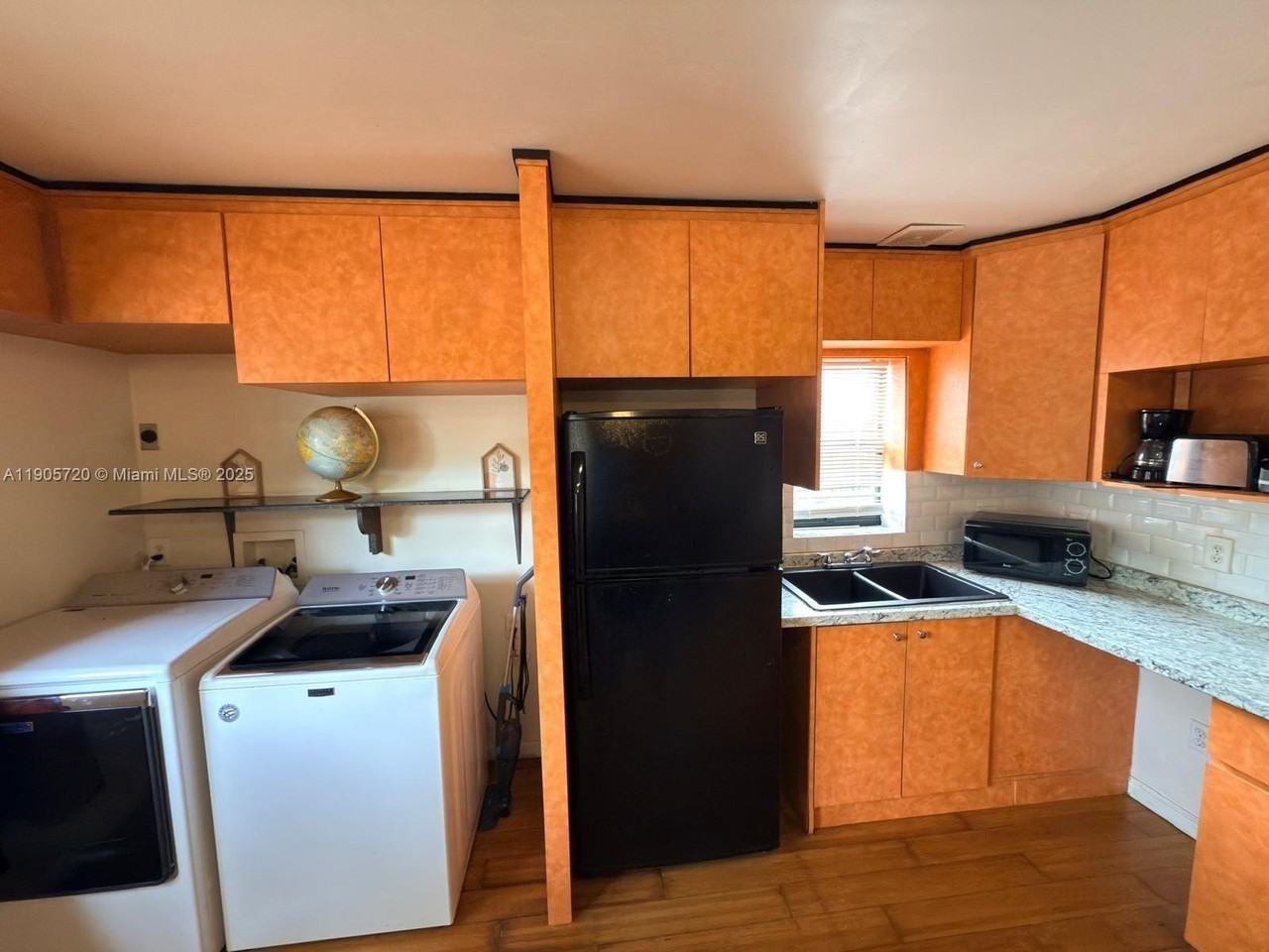 11460 Nw 37th St #11460 - Photo 4 of 21